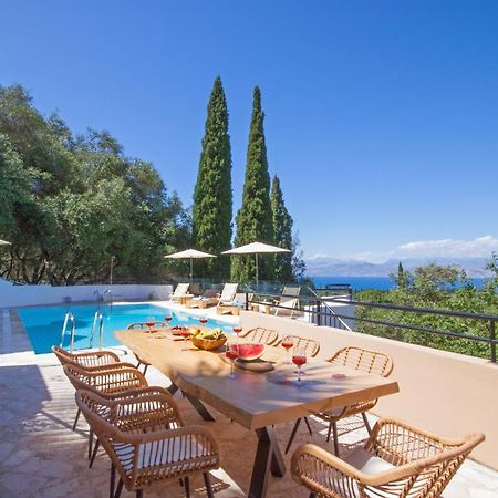 Odyssey Villas Kassiopi Buitenkant foto