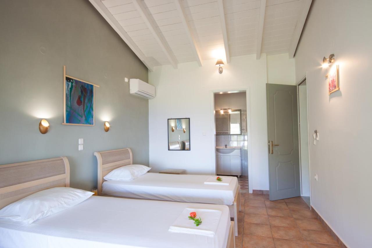 Odyssey Villas Kassiopi Buitenkant foto