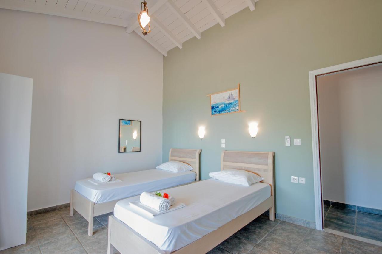 Odyssey Villas Kassiopi Buitenkant foto